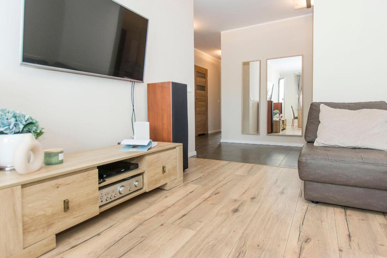 Carmel Rentyear Apartments กดัญสก์ ภายนอก รูปภาพ